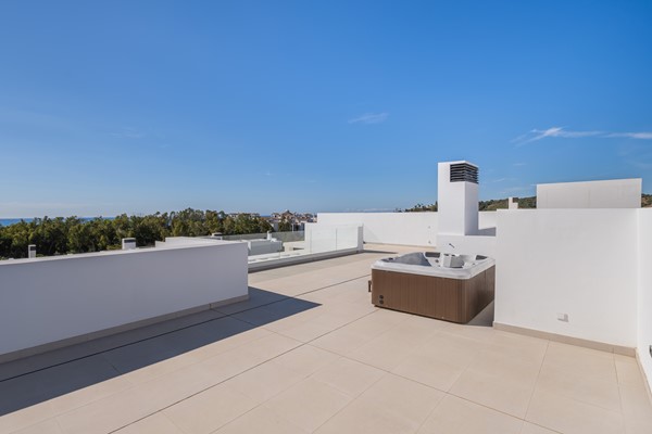 Medium property photo - Calle Josefina Samper 32, 29693 Estepona